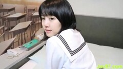 nungxเรื่องเสียวนักเรียนสาวโดนครูพละหลอกเอาหอยสวยใร้ขน