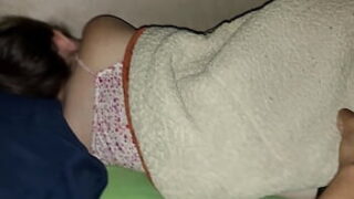 แอบดูน้าสาวอาบน้ำรอจนหลับแอบเย็ดหีฟิตๆเสียวควยดีจัง